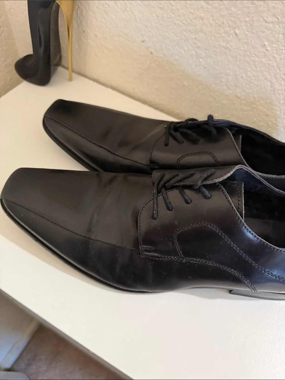 Aldo sleek black